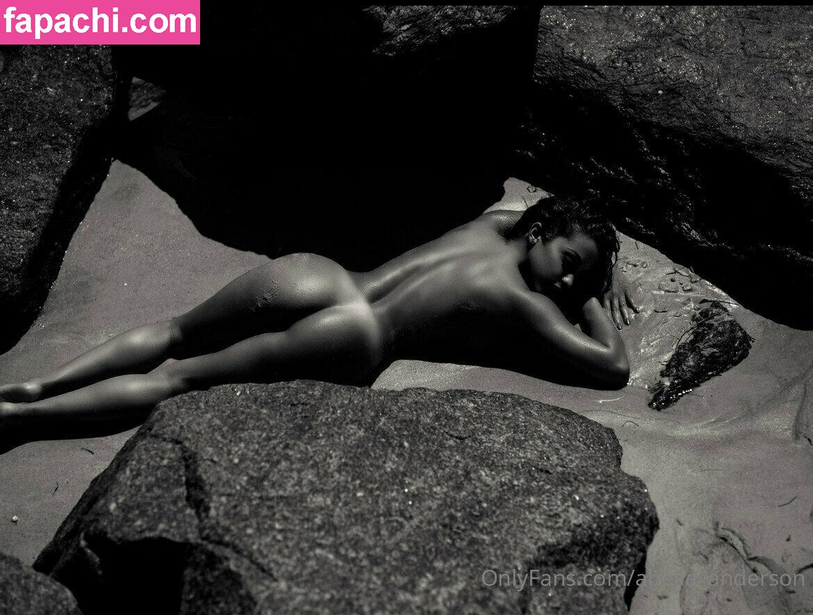 Abella Anderson / abella_anderson / abellaaofficial / ibellaanderson03 leaked nude photo #0318 from OnlyFans/Patreon