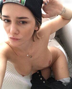 Addison Timlin leaked media #0137