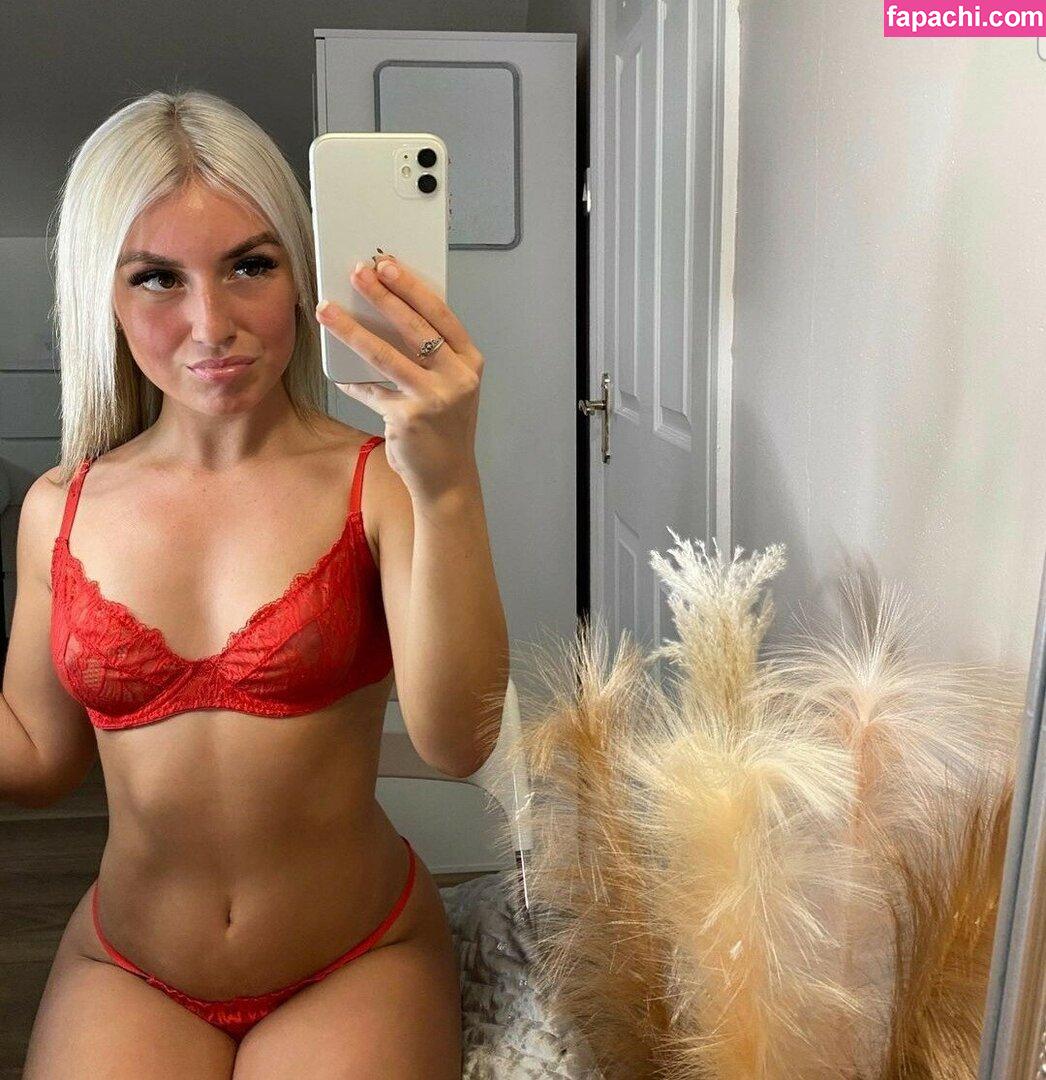 Aimee Leitch / aimeeleitch / petiteblondee leaked nude photo #0003 from OnlyFans/Patreon