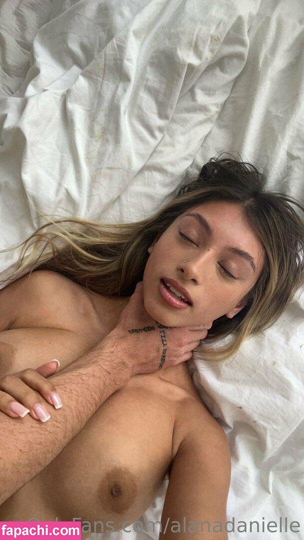 _alanadv / alana danielle / alanadanielle / alanavalee leaked nude photo #0073 from OnlyFans/Patreon