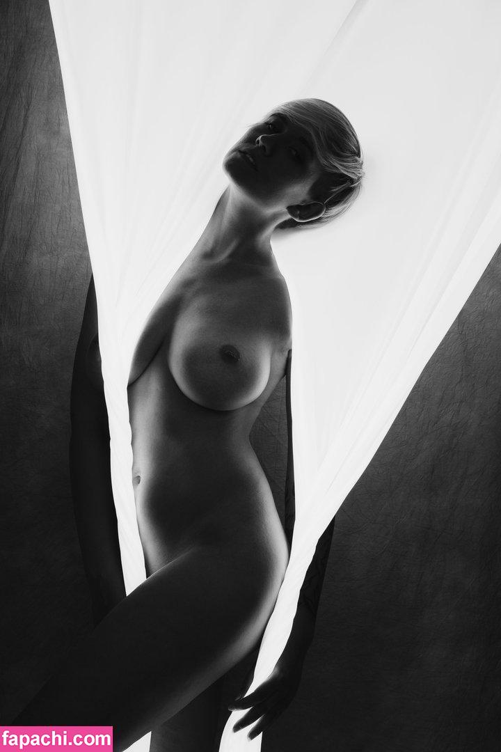 Aleksandraka / Precja / aleksandra.ka.modeling leaked nude photo #0016 from OnlyFans/Patreon
