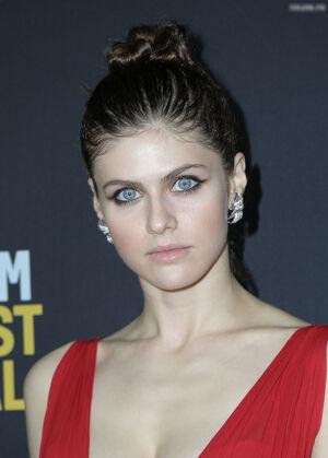 Alexandra Daddario leaked media #3074