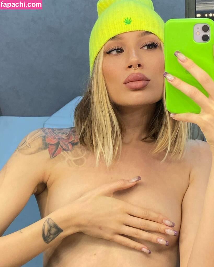 Alina Ostraya / OSTRAYA / ostrayaalien / ph_ostraya leaked nude photo #0006 from OnlyFans/Patreon