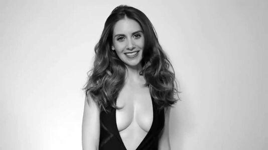 Alison Brie leaked media #1097