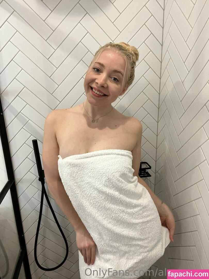 alora_free / officialalora leaked nude photo #0082 from OnlyFans/Patreon