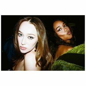 Alycia Debnam Carey leaked media #1155