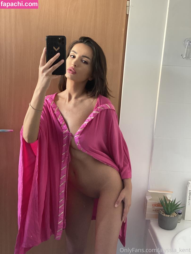 alyssia_kent / alyssia.kent_ leaked nude photo #0005 from OnlyFans/Patreon