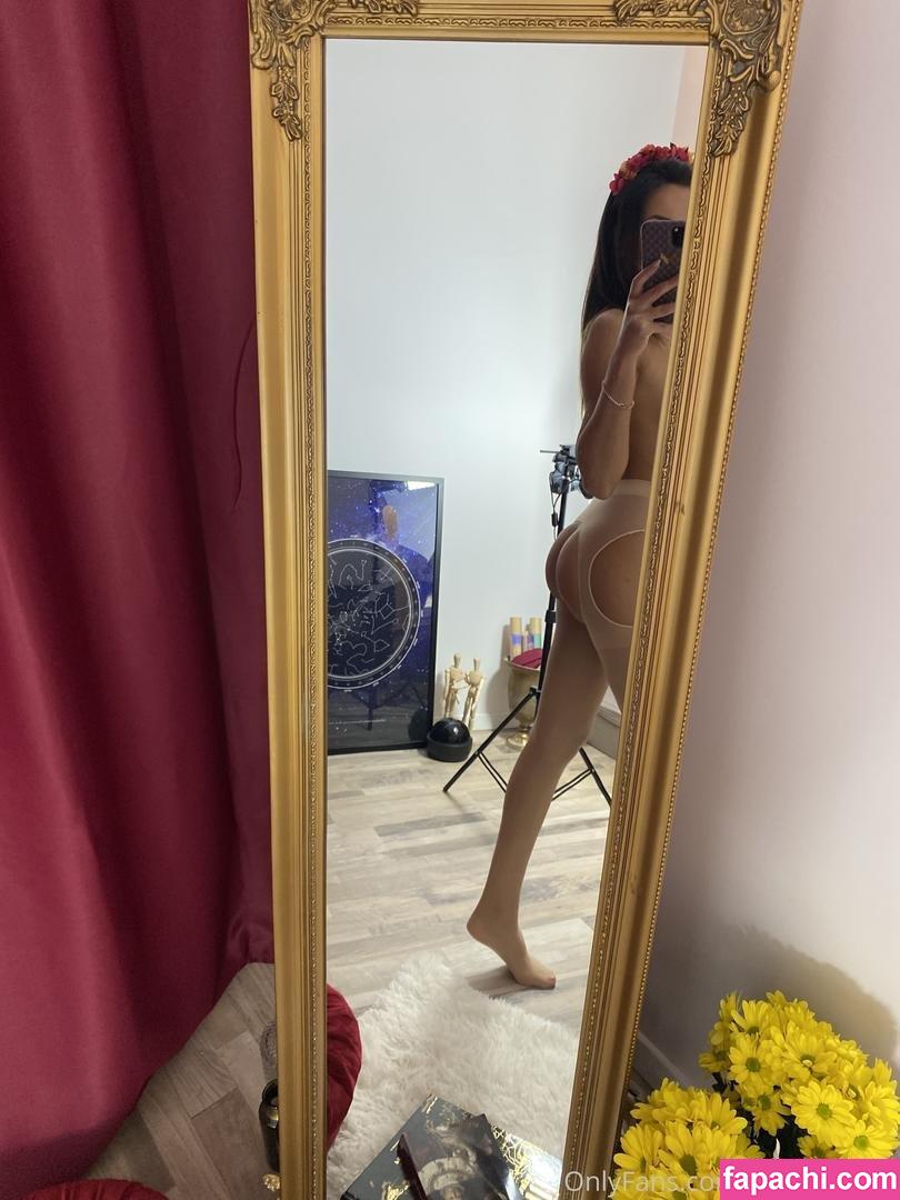 alyssia_kent / alyssia.kent_ leaked nude photo #0032 from OnlyFans/Patreon