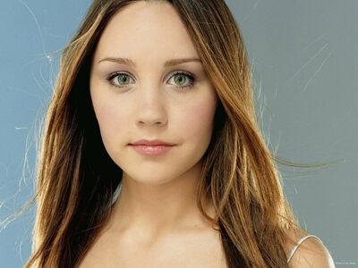 Amanda Laura Bynes leaked media #0032