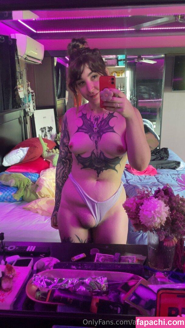 amateuraussie / Sarahsbutton / aussarah1 / crunchymoist leaked nude photo #0229 from OnlyFans/Patreon