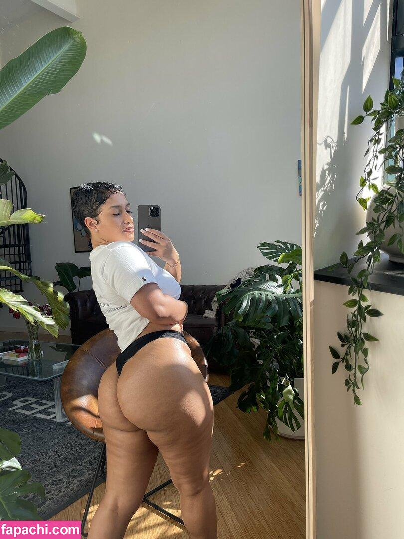 amberthickk / aamberb__ leaked nude photo #0009 from OnlyFans/Patreon