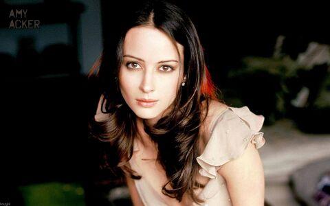 Amy Acker leaked media #0039