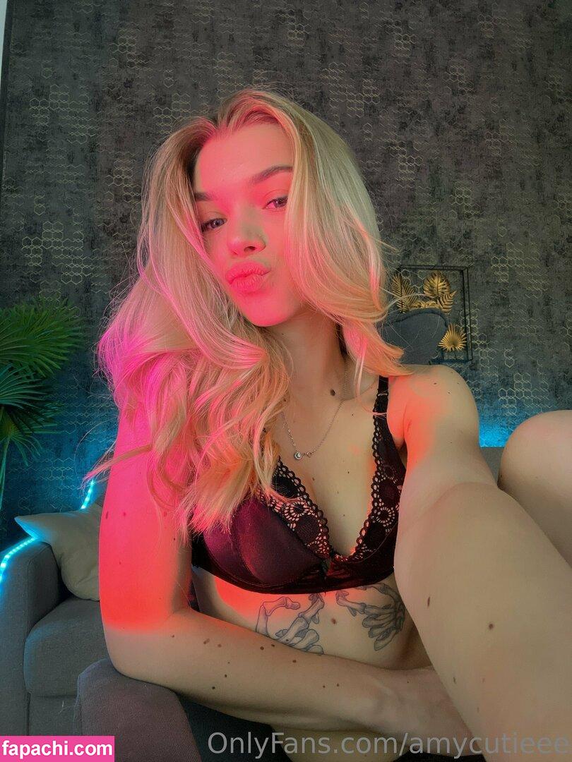 amycutieee / amy_cutieeee leaked nude photo #0003 from OnlyFans/Patreon