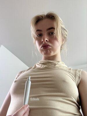Anais Gallagher leaked media #0069
