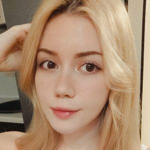Anastasia Komori avatar