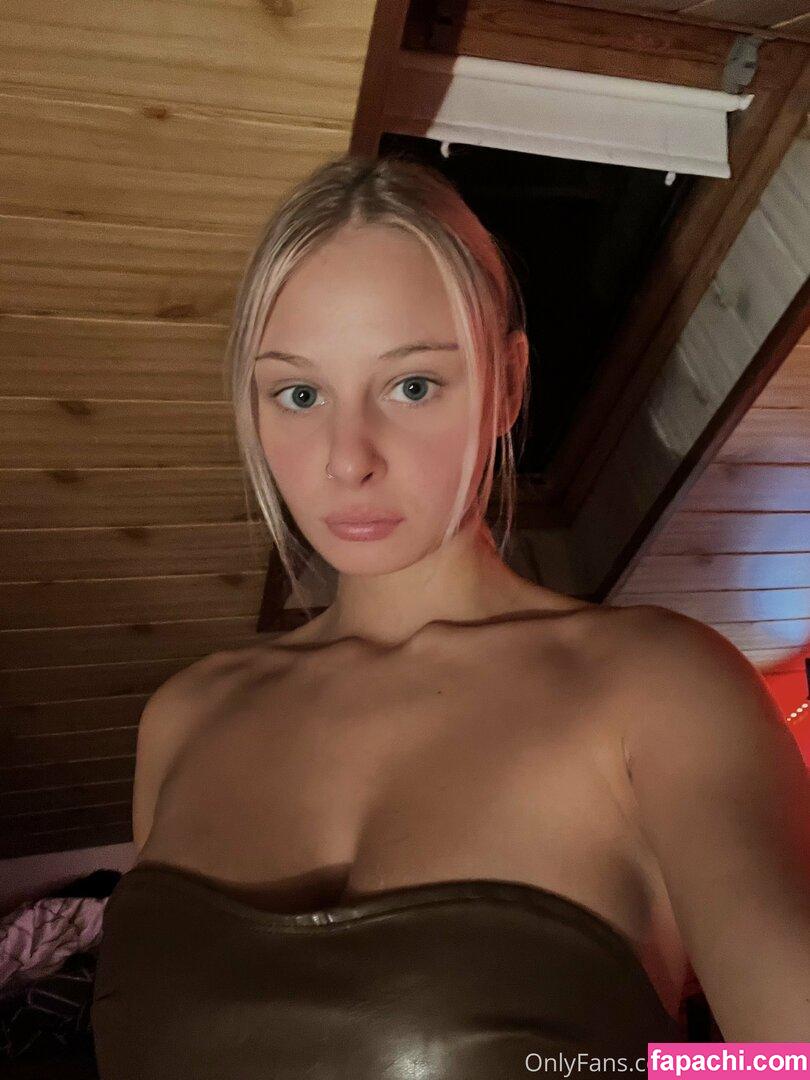 andela666 / APriskinova / adelapriskinovaa leaked nude photo #0002 from OnlyFans/Patreon