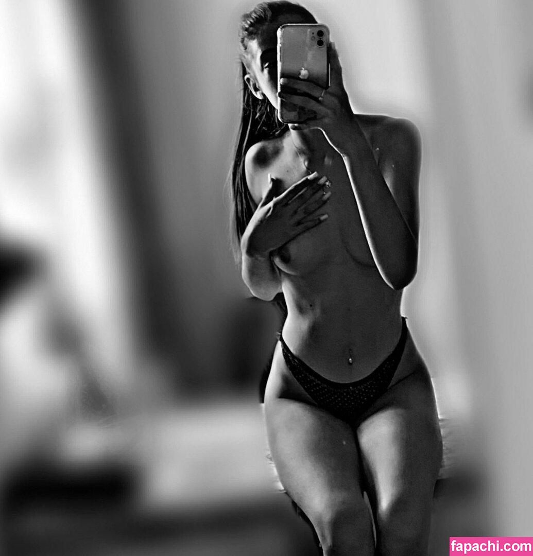 Andreea_raisa18 / Andreea Elena / andreea_raisaa / only_raisaa leaked nude photo #0004 from OnlyFans/Patreon