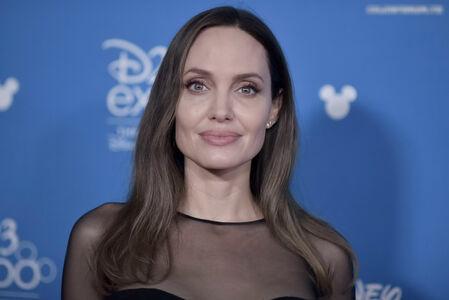 Angelina Jolie leaked media #0324