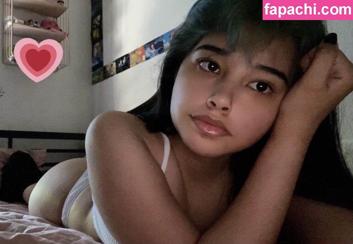 aniciacecilia / anicia / camgir1s / schnookuum / shnookuum leaked nude photo #0003 from OnlyFans/Patreon