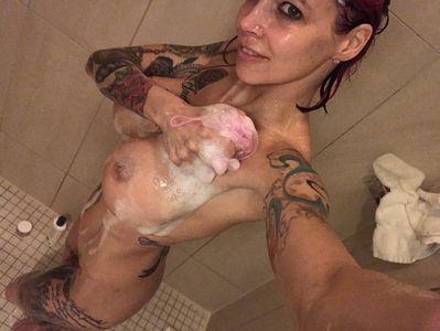 Anna Bell Peaks leaked media #0001