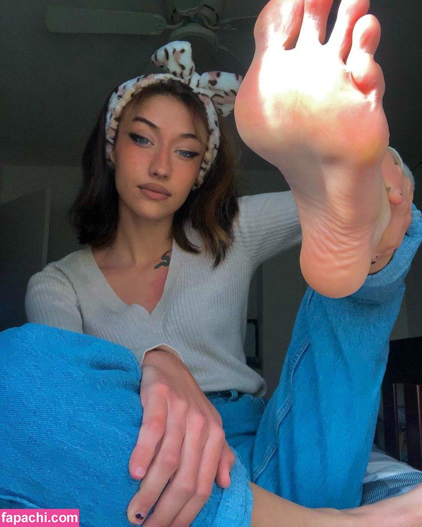 Aqua313 / aqua.toes leaked nude photo #0003 from OnlyFans/Patreon