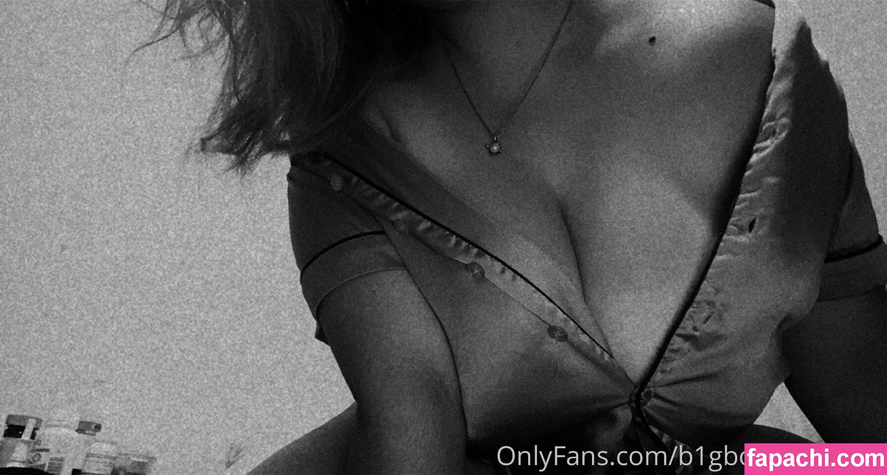 b1gboob13b1tch / b1tt3rb1tch_ leaked nude photo #0016 from OnlyFans/Patreon