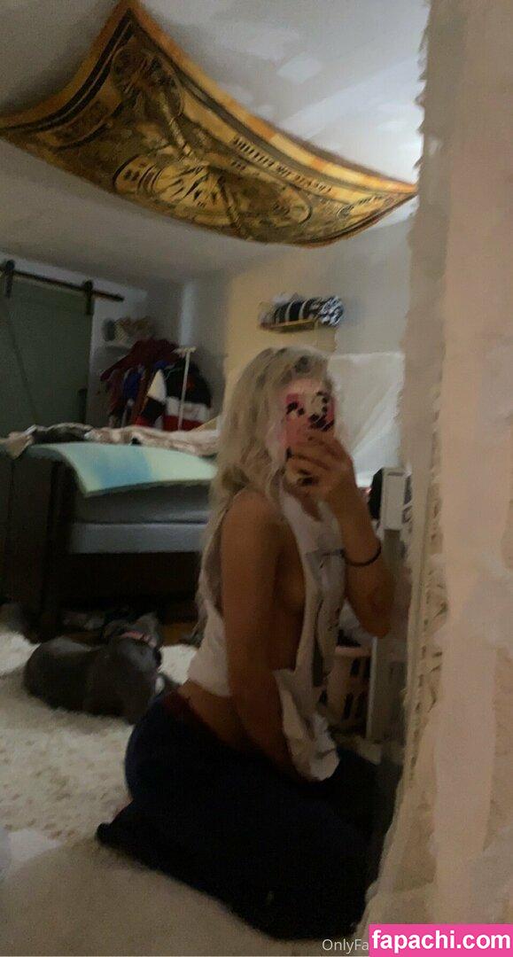 bellahaleyyy leaked nude photo #0005 from OnlyFans/Patreon