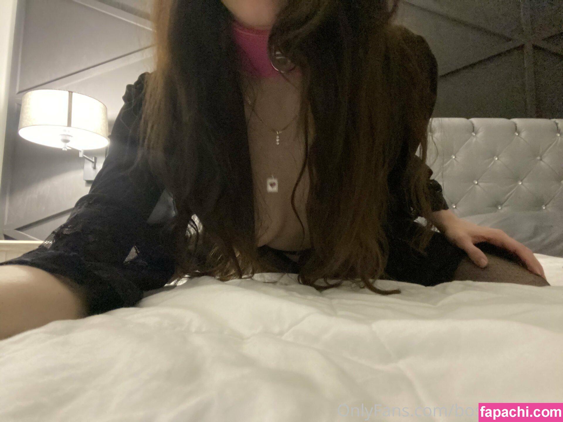 bellapetitewifey / toomuchfalyfe leaked nude photo #0012 from OnlyFans/Patreon