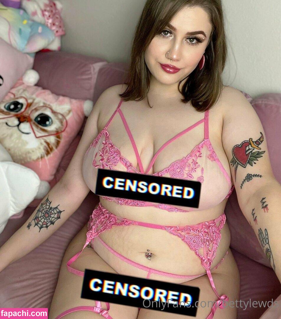 bettylewds / bettyloades leaked nude photo #0003 from OnlyFans/Patreon