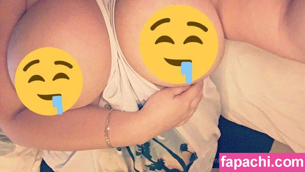 bigandbustytitty leaked nude photo #0018 from OnlyFans/Patreon
