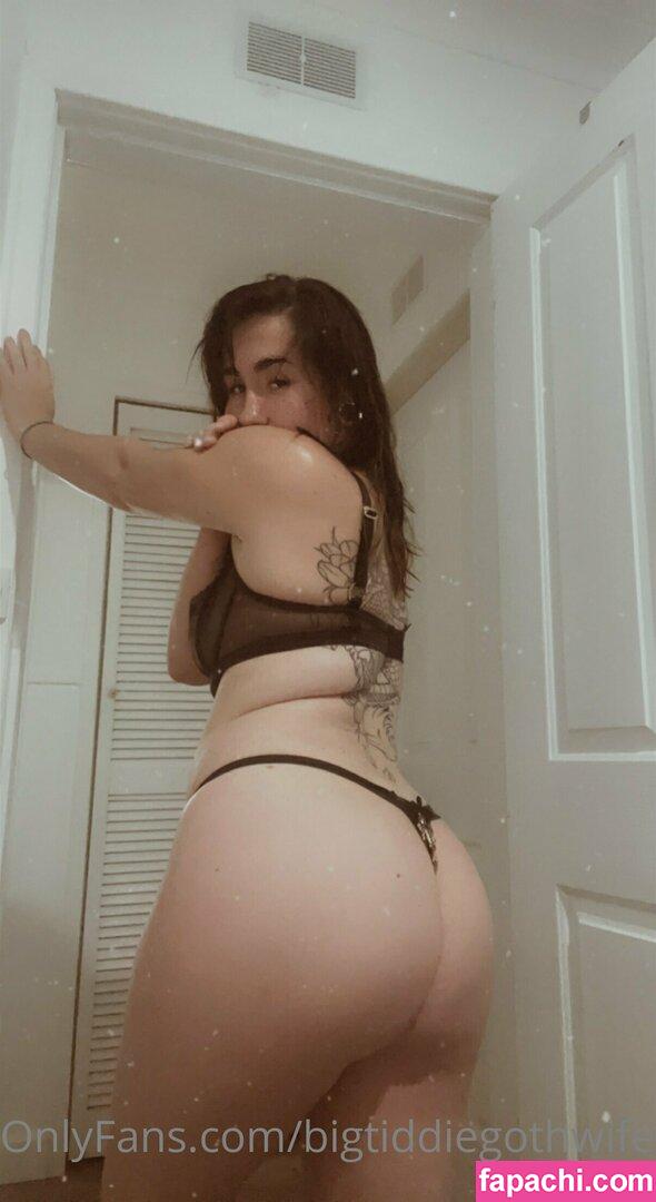 bigtiddiegothwife / vampiriczlut leaked nude photo #0073 from OnlyFans/Patreon