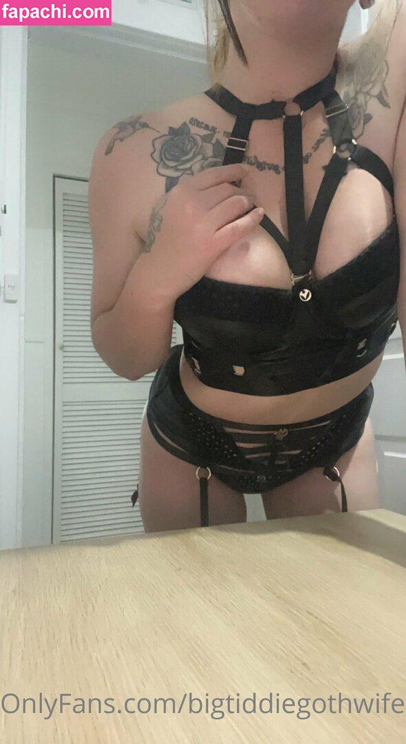bigtiddiegothwife / vampiriczlut leaked nude photo #0078 from OnlyFans/Patreon