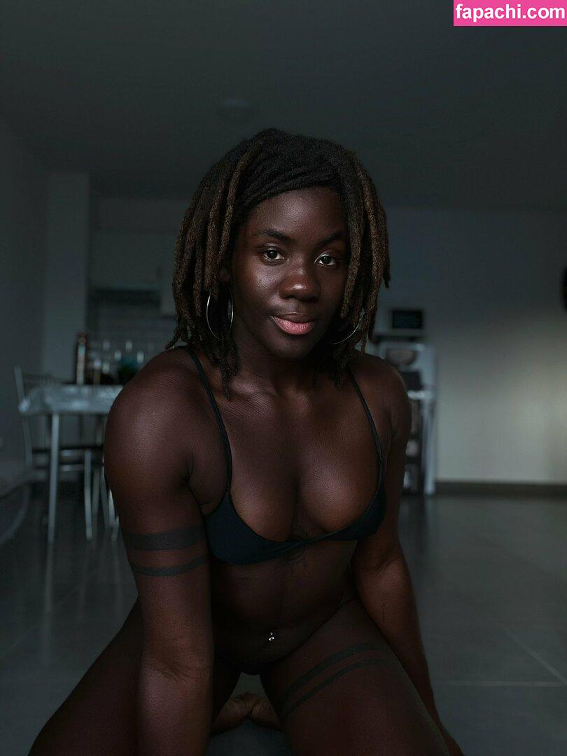 BinaNjikam leaked nude photo #0013 from OnlyFans/Patreon