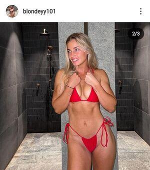 Blondeyy101 leaked media #0002