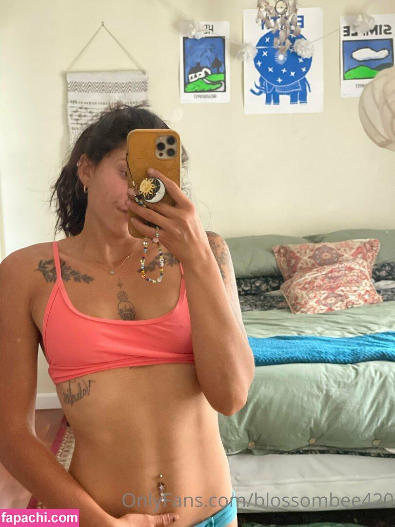 blossombee420 leaked nude photo #0008 from OnlyFans/Patreon