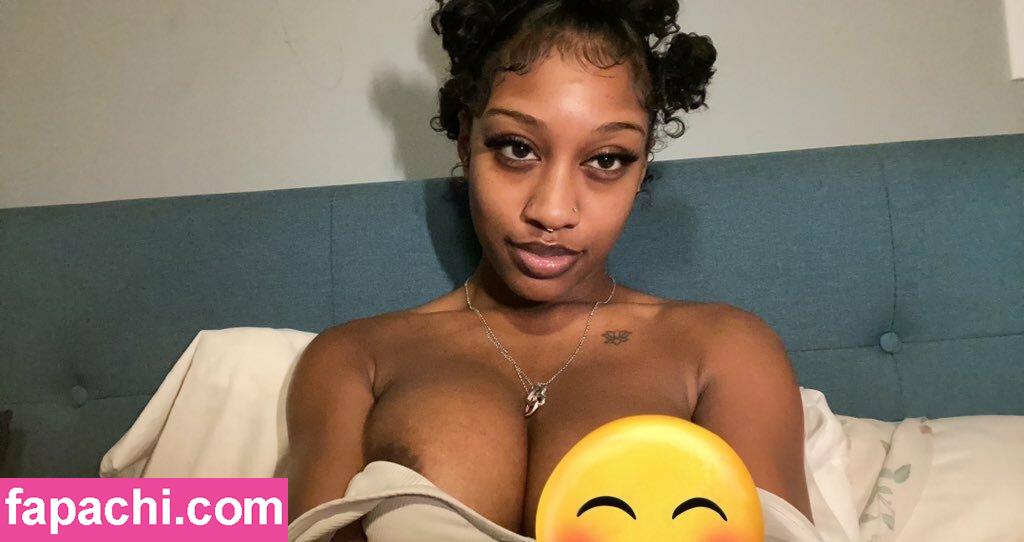 Bobby_111 / Bobbyyy_111 / bobby111 / niyah.aa_ leaked nude photo #0011 from OnlyFans/Patreon