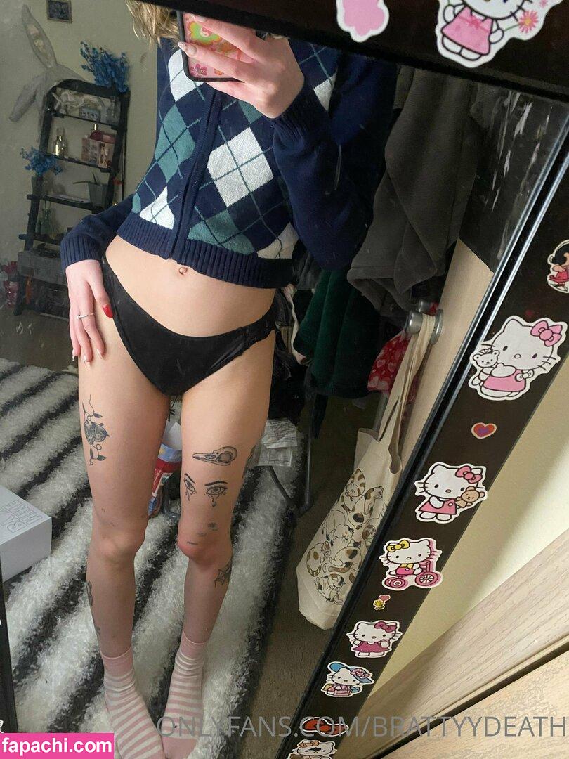 brattyydeath / brattydeath / cherry_grl leaked nude photo #0042 from OnlyFans/Patreon