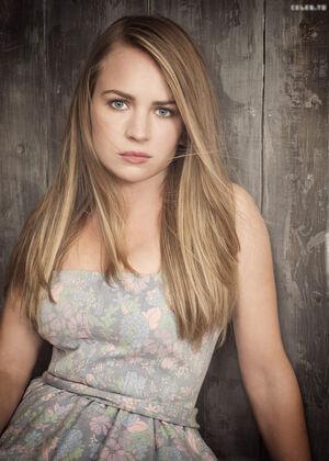 Britt Robertson leaked media #0111