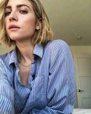 Brittany Snow leaked media #0159