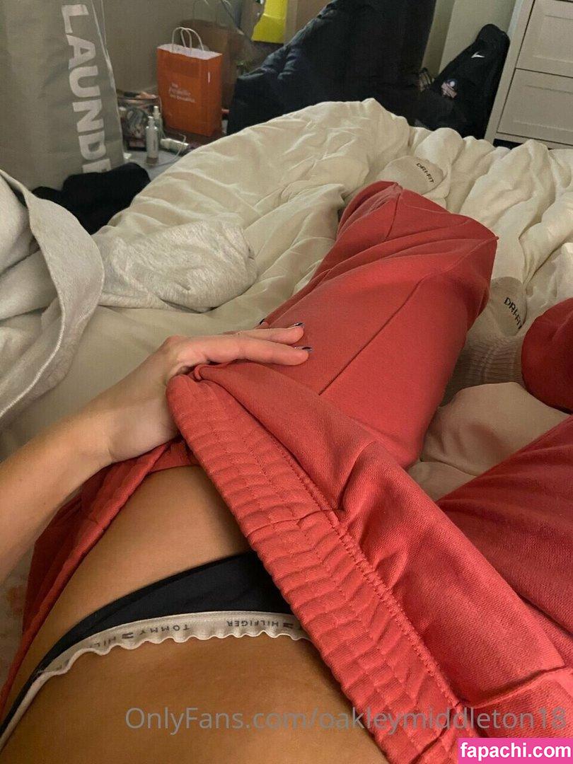 brookebaden / Oakleymiddleton18 / therealbrookebaddd leaked nude photo #0004 from OnlyFans/Patreon
