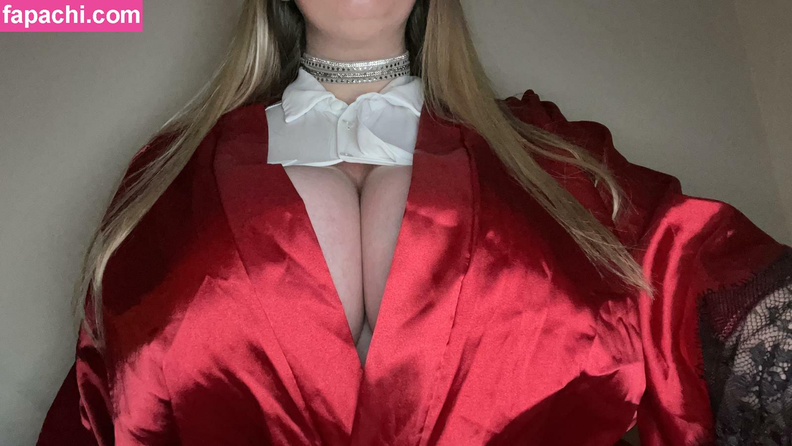 BustyQueen32M / the_32m_queen leaked nude photo #0067 from OnlyFans/Patreon