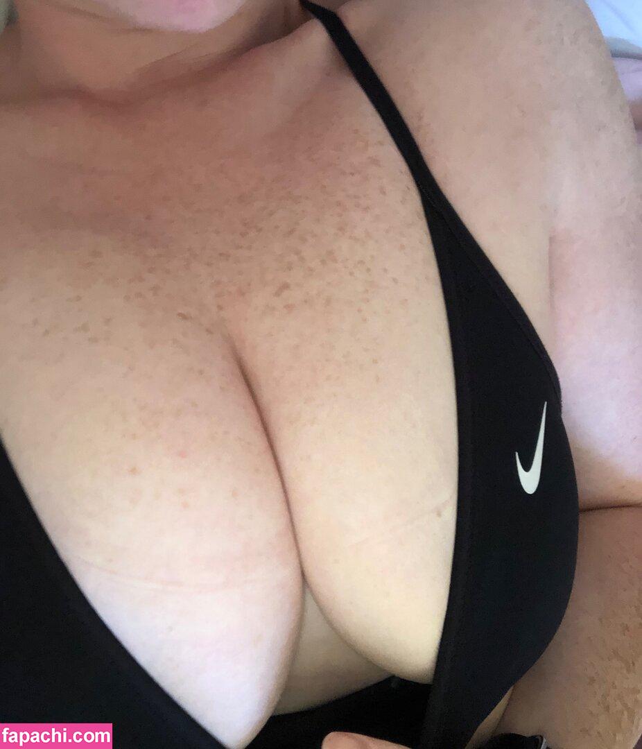 Bustyredheadmilf leaked nude photo #0034 from OnlyFans/Patreon