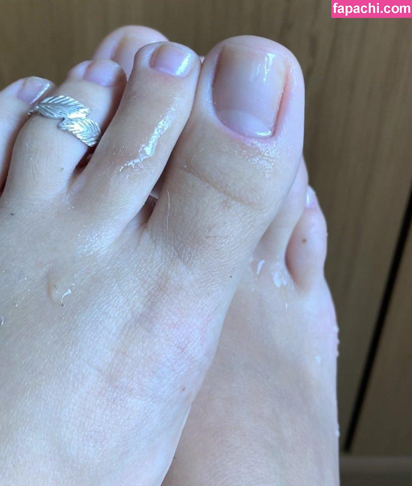 Caliupe_feet / Califeet / Caliupe / Caliupefeet / calis.feet leaked nude photo #0010 from OnlyFans/Patreon