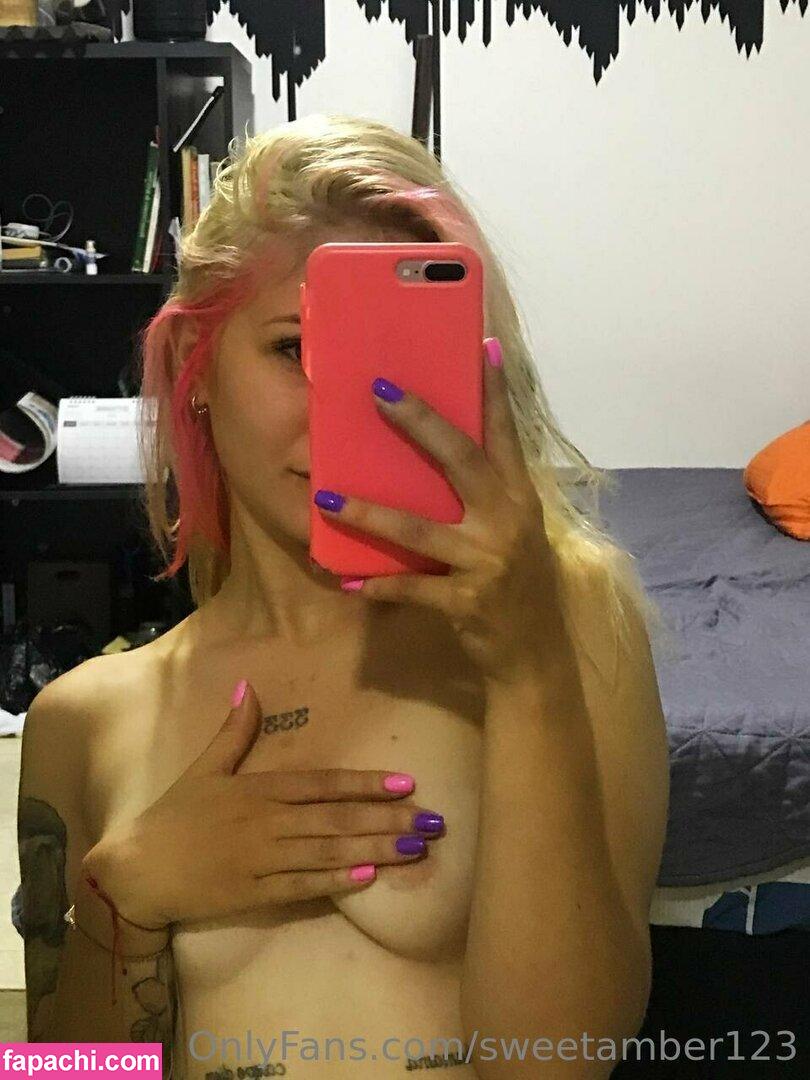 camil0530 / camil.o0530 leaked nude photo #0037 from OnlyFans/Patreon