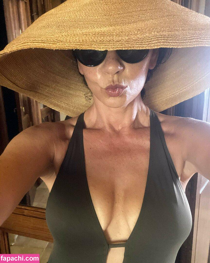 Catherine Zeta-Jones / catherinezetajones leaked nude photo #0069 from OnlyFans/Patreon