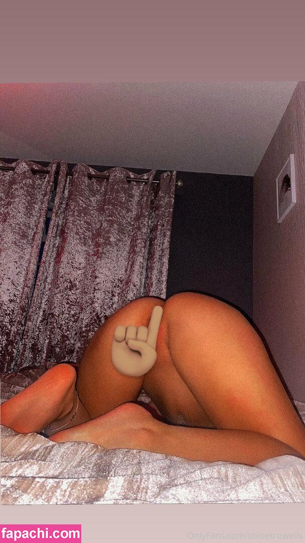 ch.x.oe1 / chlo12345 / chloetrowellx / urfaveblonde1 leaked nude photo #0018 from OnlyFans/Patreon