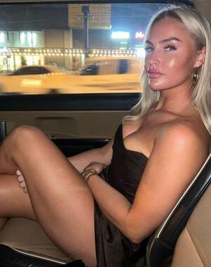 Charley Hull leaked media #0051