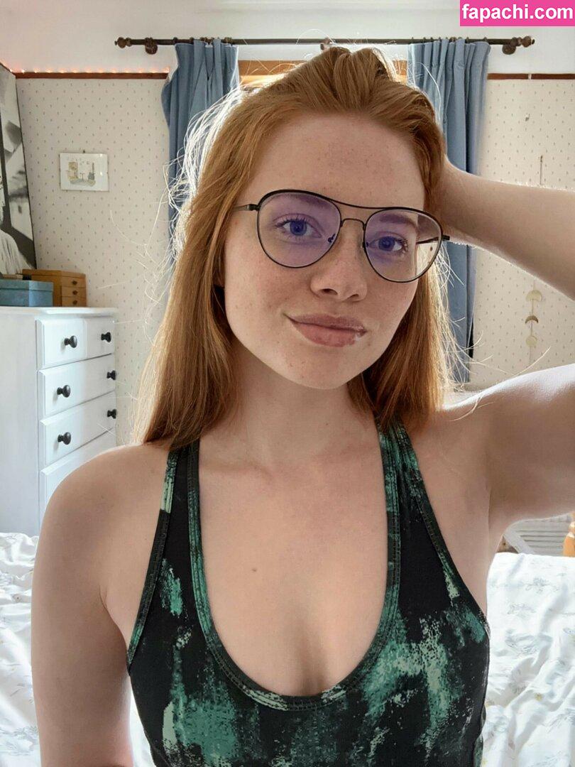 charlotteglowsup / Charlotteshapesup / Redrainyraincoat leaked nude photo #0044 from OnlyFans/Patreon