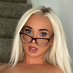 Chelsea Blonde avatar