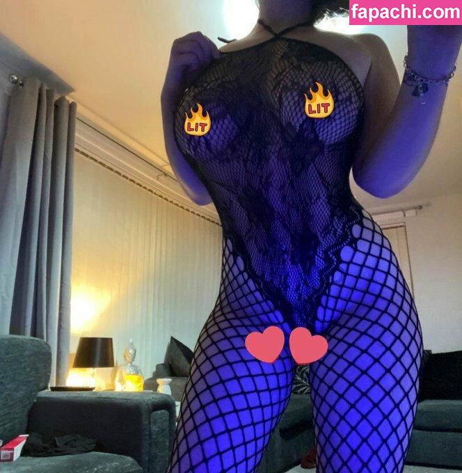 Chelsea Blyth / MiaMia69x / Miababyxo / chelsblythx / misschelseabia leaked nude photo #0007 from OnlyFans/Patreon